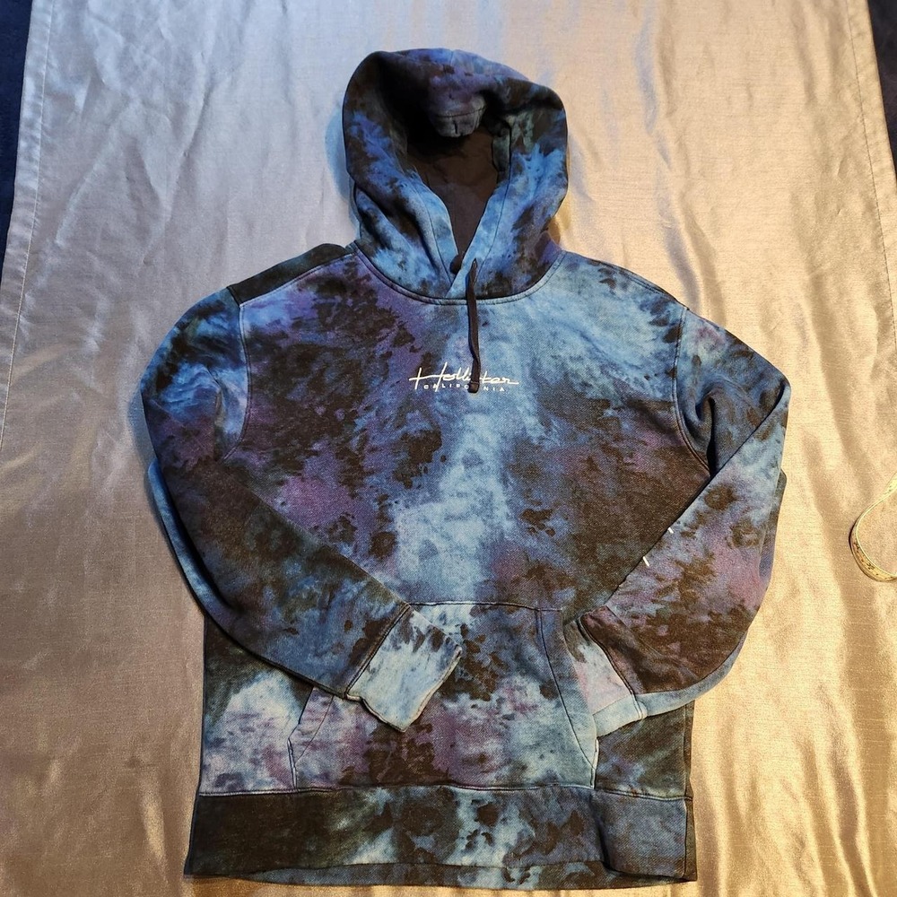 Hollister Must-Have Collection Blue Tie Dye Logo Hoodie Mens‎ Medium